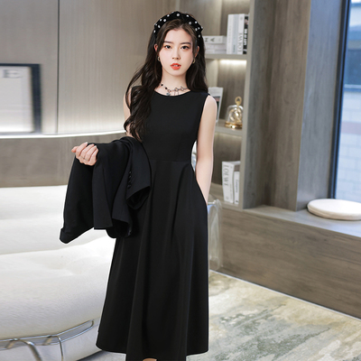 新款秋季赫本风A字裙经典百搭款