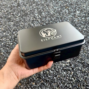 黑化露营户外收纳箱野营便携款车载收纳箱工具箱家用首饰收纳箱