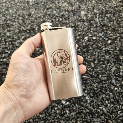 挪威Elephant304不锈钢加厚户外露营便携酒壶随身酒瓶半斤白酒