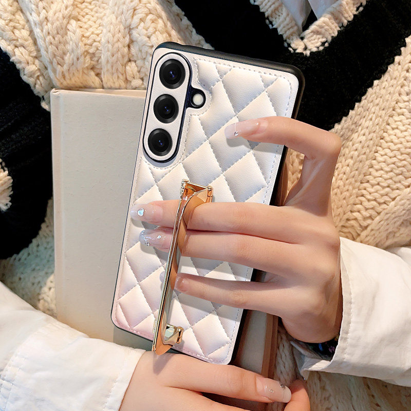 适用于三星S25Ultra手机壳新款高端菱格小香风奢华皮质三星s25金属方扣带支架全包式日韩防摔三星s25+保护套