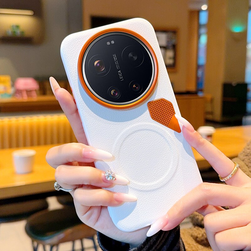 适用于小米17Ultra手机壳高级橙色金属镜头小米15SPro轻奢素皮防摔小米14ultra自带散热小孔小米17Pro磁吸壳