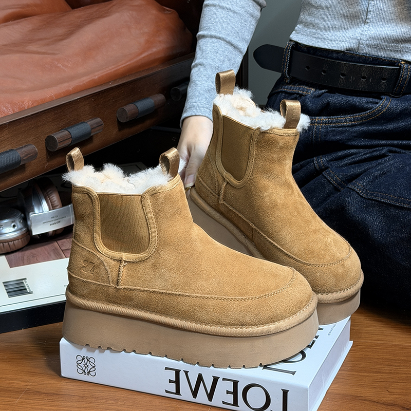 磨砂真皮羊毛厚底短筒雪地靴女