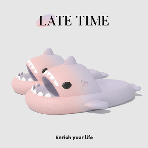 渐变鲨鱼凉拖鞋女可爱夏季