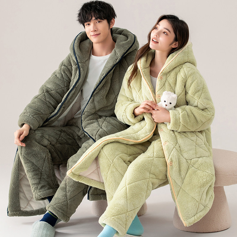 卡之恋睡衣情侣冬款三层夹棉珊瑚绒睡袍连帽套装女睡裙男士家居服