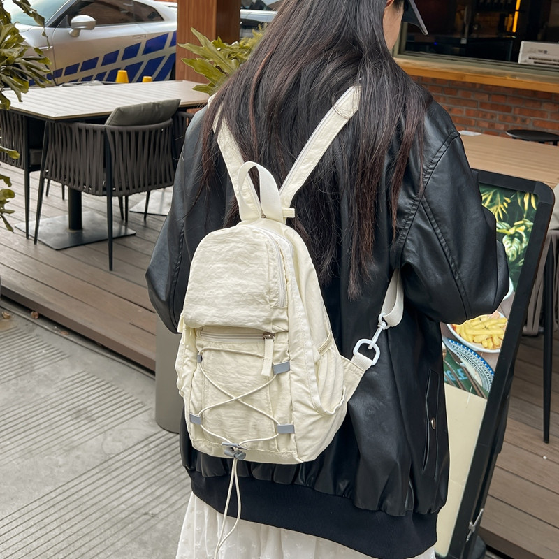 多功能胸包女轻便户外骑行包旅游徒步登山包小众两用迷你双肩包男