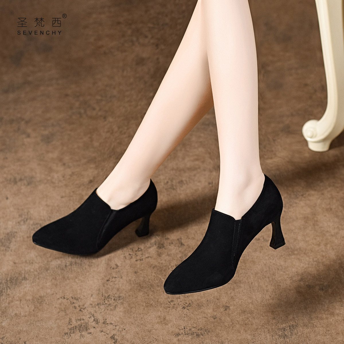 2025新款尖头气质高跟鞋秋冬加绒细跟深口单鞋羊皮绒面女鞋真皮鞋,女鞋,深口单鞋,淘宝优惠券,粉丝福利购,淘宝优惠卷