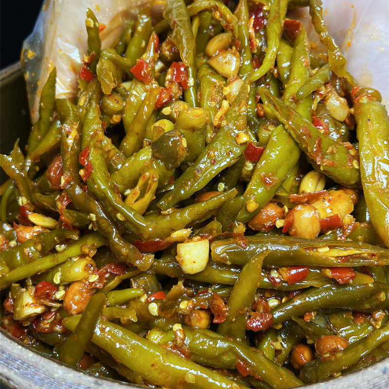 江西辣菜腌辣椒酸辣下饭菜辣椒酱咸菜泡菜坛子辣椒速食青椒凉拌菜