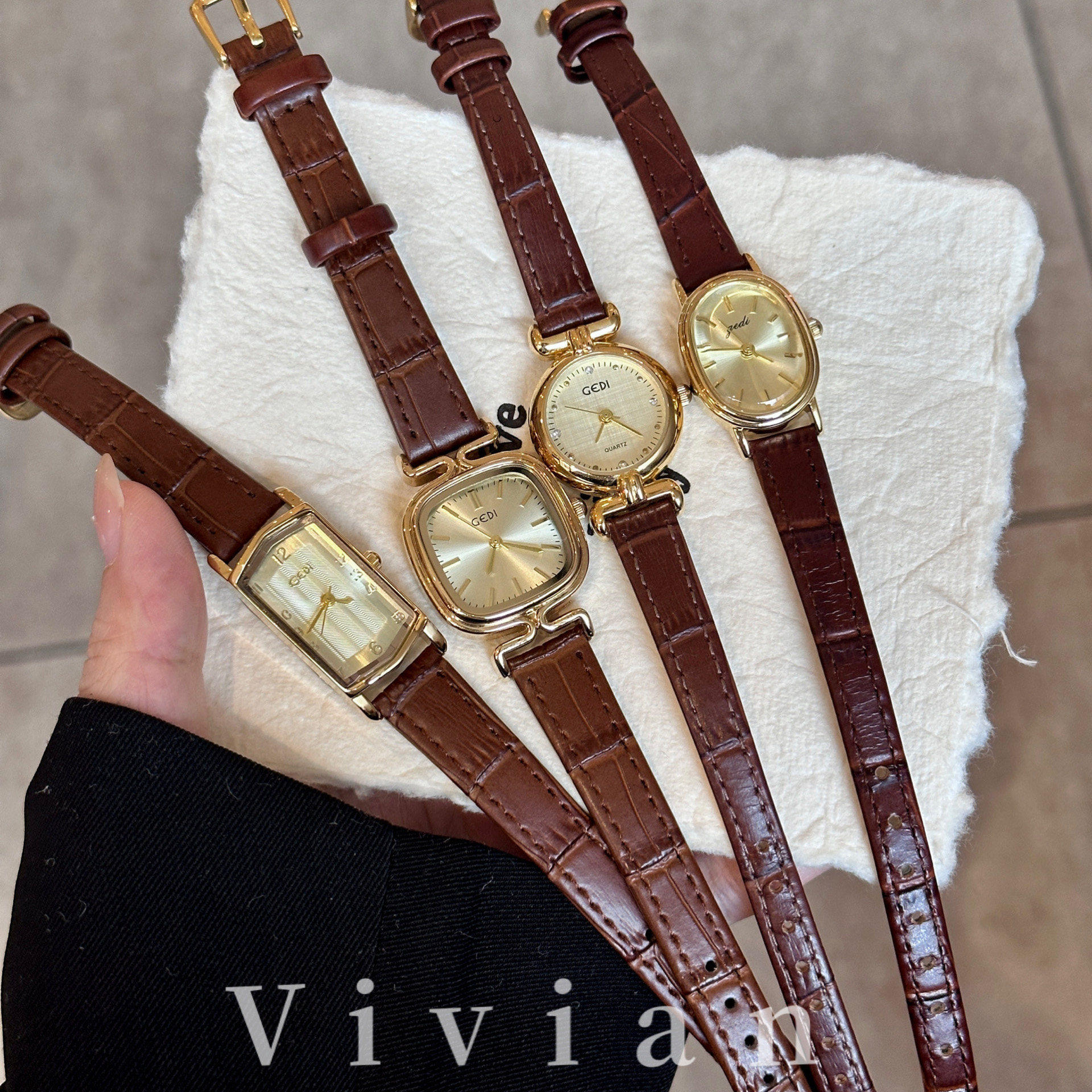Vivian《棕》休闲复古手表女小表盘学生女生石英手表小表盘腕表