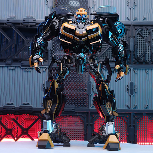 BB-02放大电影版暗黑大黄蜂模型