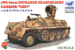 威骏 CB35212 sWS半履带装甲车搭载60cm红外线探照灯夜战型"UHU"