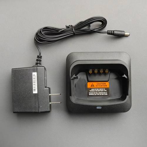 PMPN4523A对讲机充电器适配摩托ION对讲机R7 R7A对讲机智能充电器