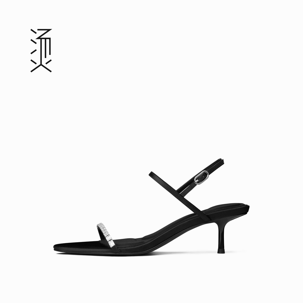 烫黑色布面一字环带搭扣细跟单鞋时尚简约百搭水钻链中高跟女凉鞋