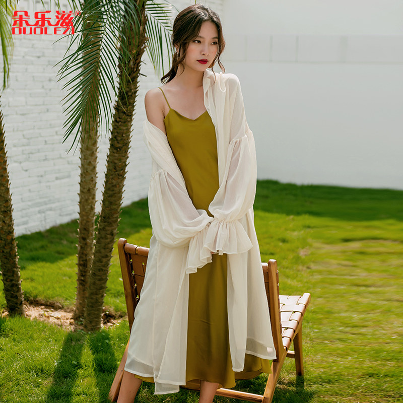 長袖雪紡衫開衫中長款燈籠袖荷葉邊防曬衣襯衫女夏配裙外套很仙女在類目 女裝/女士精品, 蕾絲衫/雪紡衫中 - 來自Buy2taobao.com提供專業的淘寶代購服務