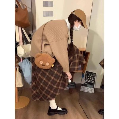 大码胖MM咖色毛呢半身裙2025新款秋季日系慵懒气质显瘦A字格子裙