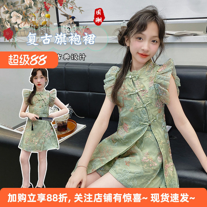 夏季无袖花边袖旗袍套装图片