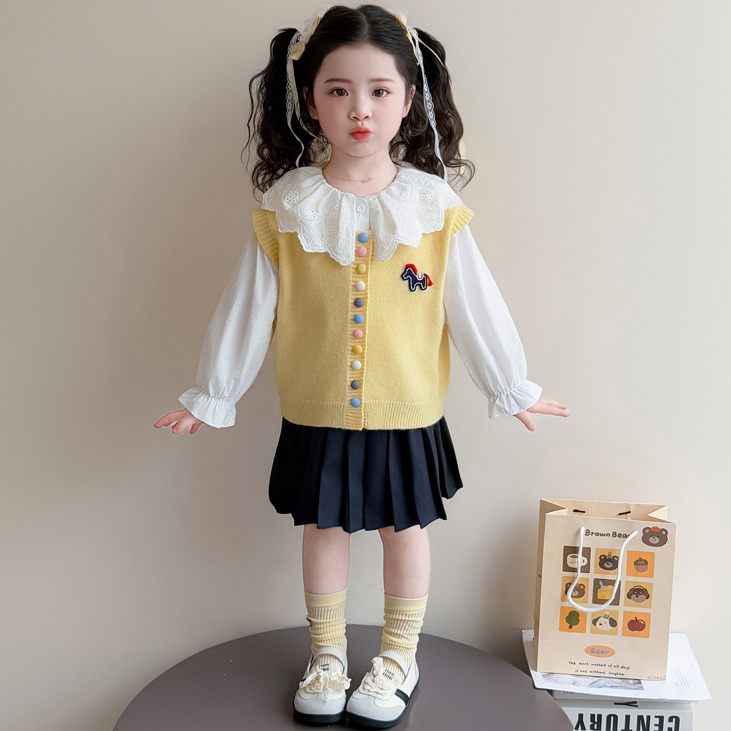 女童套装2026秋装新款中小童毛衣背心裙子三件套小女孩韩系春秋装