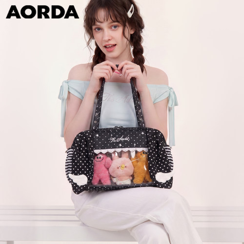 AORDA日常波点黑色痛包外出娃包