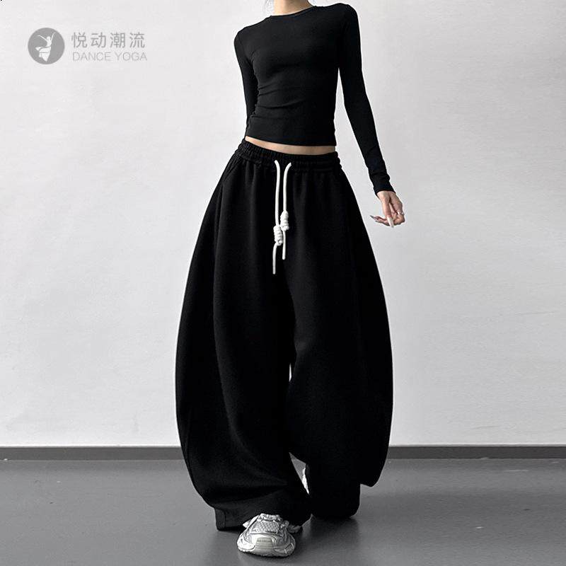 超好看黑色高腰BF慵懒风阔腿女