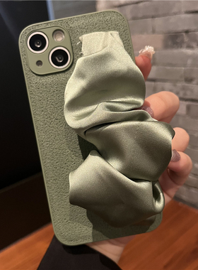 春天绿色弹力丝巾手腕带适用iphone16promax手机壳苹果13夏季12保护套15Pro女11新款12Pro全包防摔13Pro创意