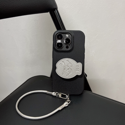 苹果黑银色皮质小鱼支架壳