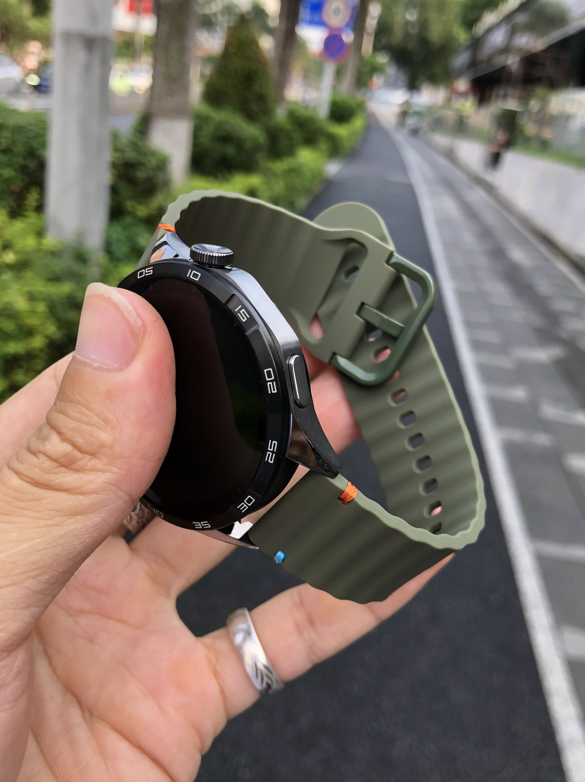 卡客风暴 适用华为手表GT3表带gt4三星7小米s4波浪watch4硅胶时尚