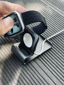 Зарядная база карт подходит для Apple Watch Iwatch зарядное кронштейн S987 Metal Ultra Racking Support