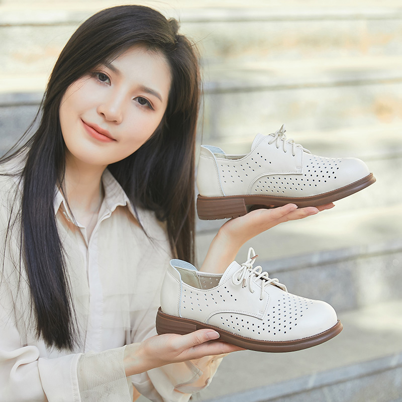 永佰利软底真皮镂空单鞋