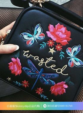 现货  正品SKINNYDIP黑色刺绣花朵蜻蜓蝴蝶斜挎包手提包