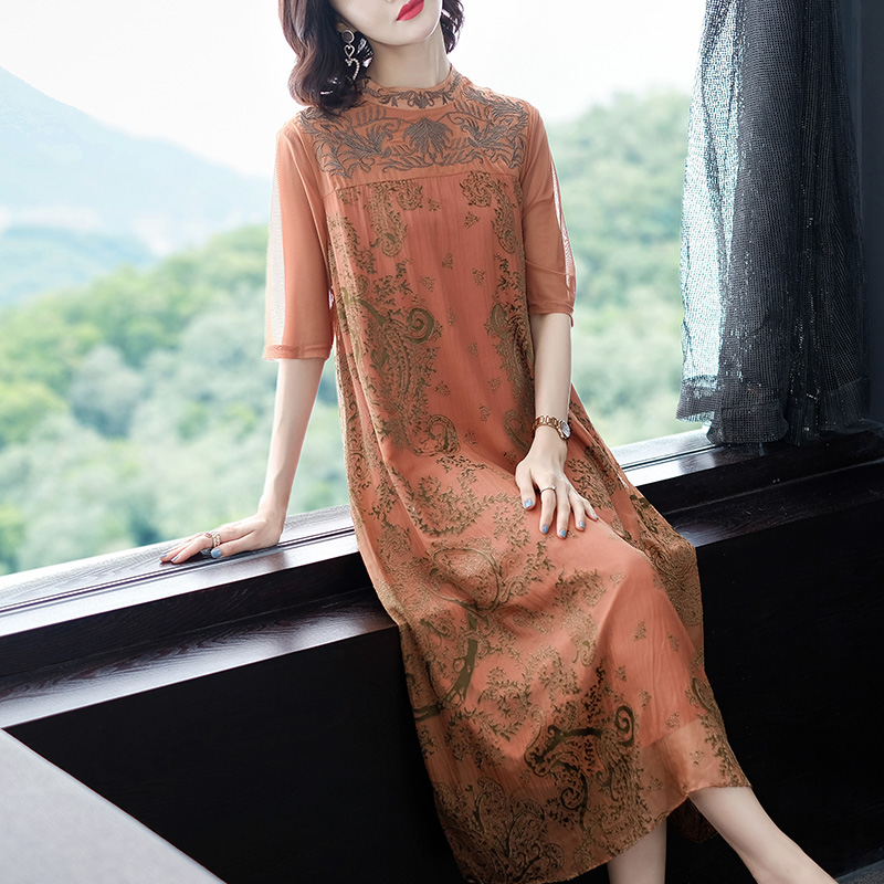 10-10新券刺绣真丝连衣裙女2019夏季新款大码女装民族风立领宽松桑蚕丝长裙