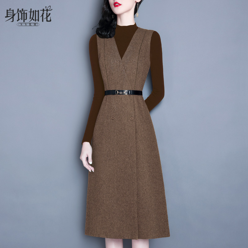 2025冬新款显瘦绵羊毛毛呢连衣裙
