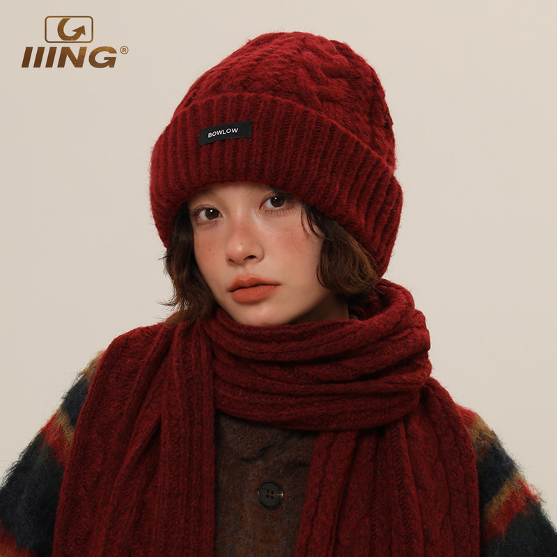 羊毛针织帽女冬季保暖护耳显脸小红色卷边毛线帽子围巾围脖两件套