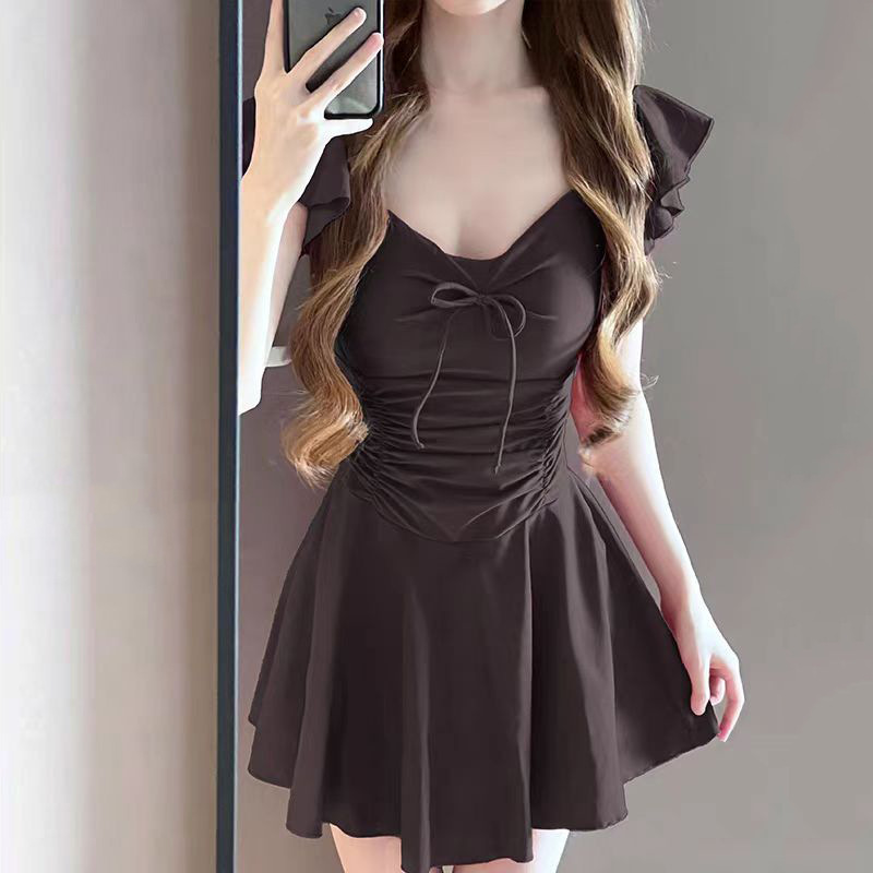 泳衣女款连体纯色甜美裙式保守显瘦修身遮肉遮肚学生温泉泳衣