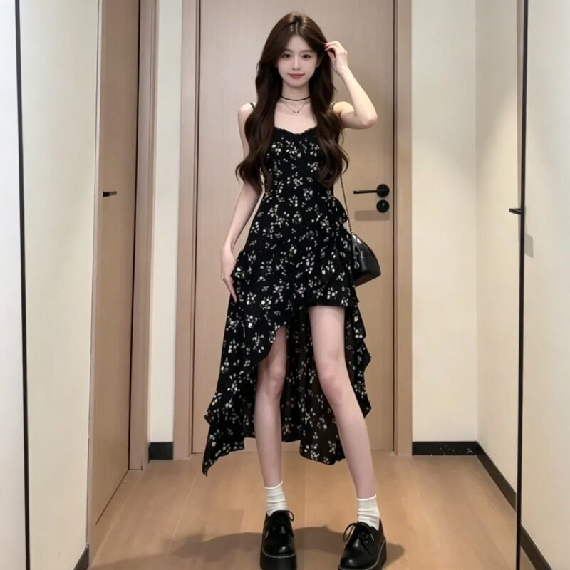 大码法式不规则碎花吊带连衣裙女夏季胖mm显瘦氛围感超仙绝美裙子