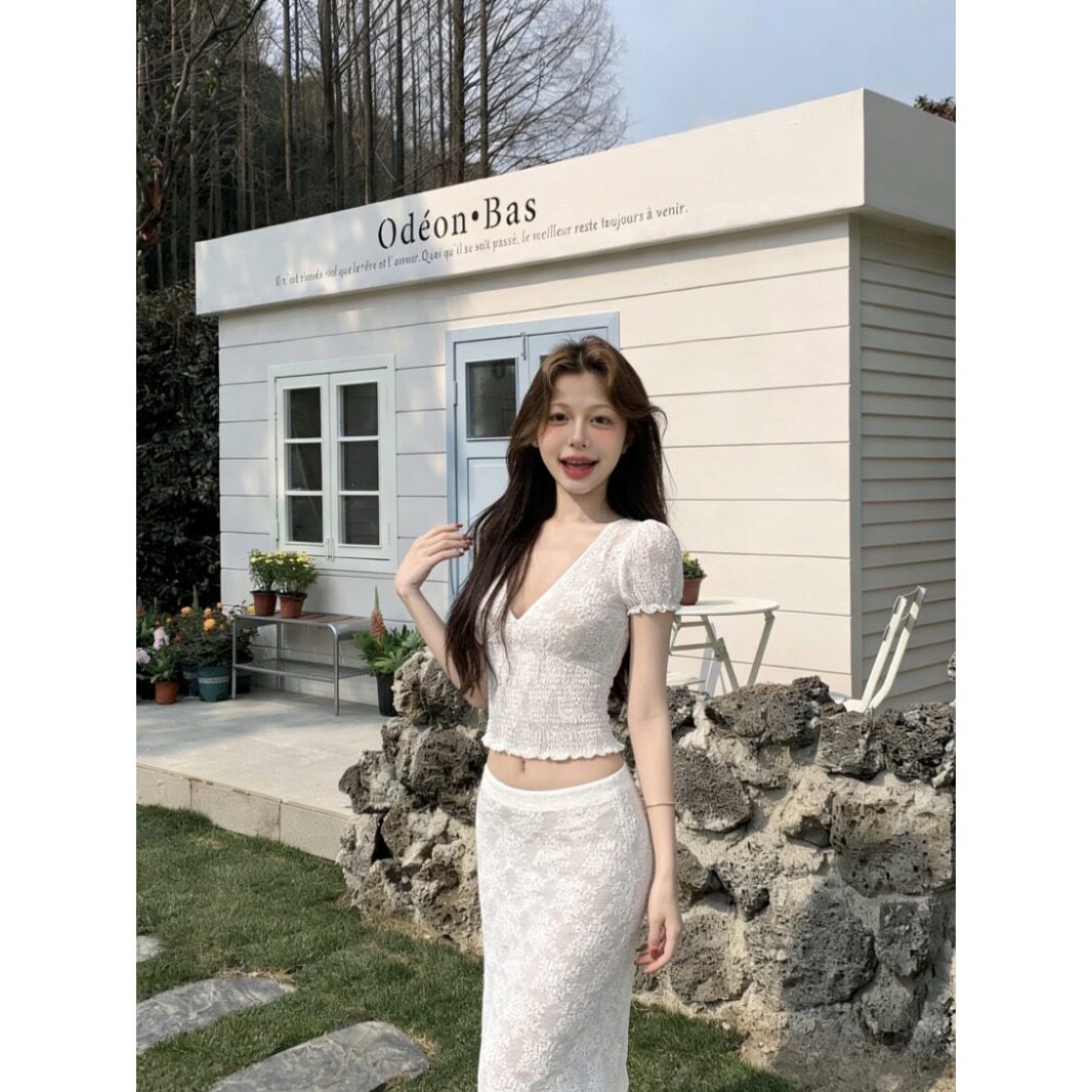 高级感白色提花两件套女修身短款上衣直筒半身裙温柔气质长裙套装
