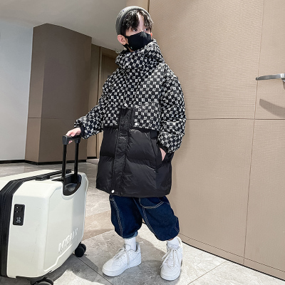 百威羊男童加绒冬季时髦羽绒棉服