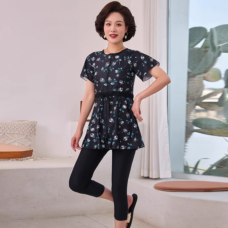 中老年人泡温泉泳衣分体式中老年保守风女士套装宽松妈妈款游泳装