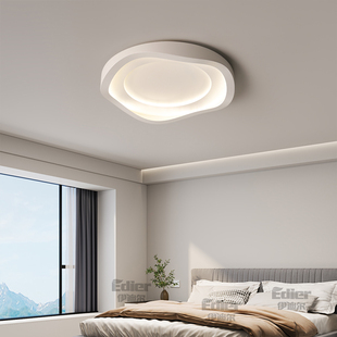 卧室灯简约现代大气主卧书房led吸顶灯温馨浪漫婚房个性 灯具 新款