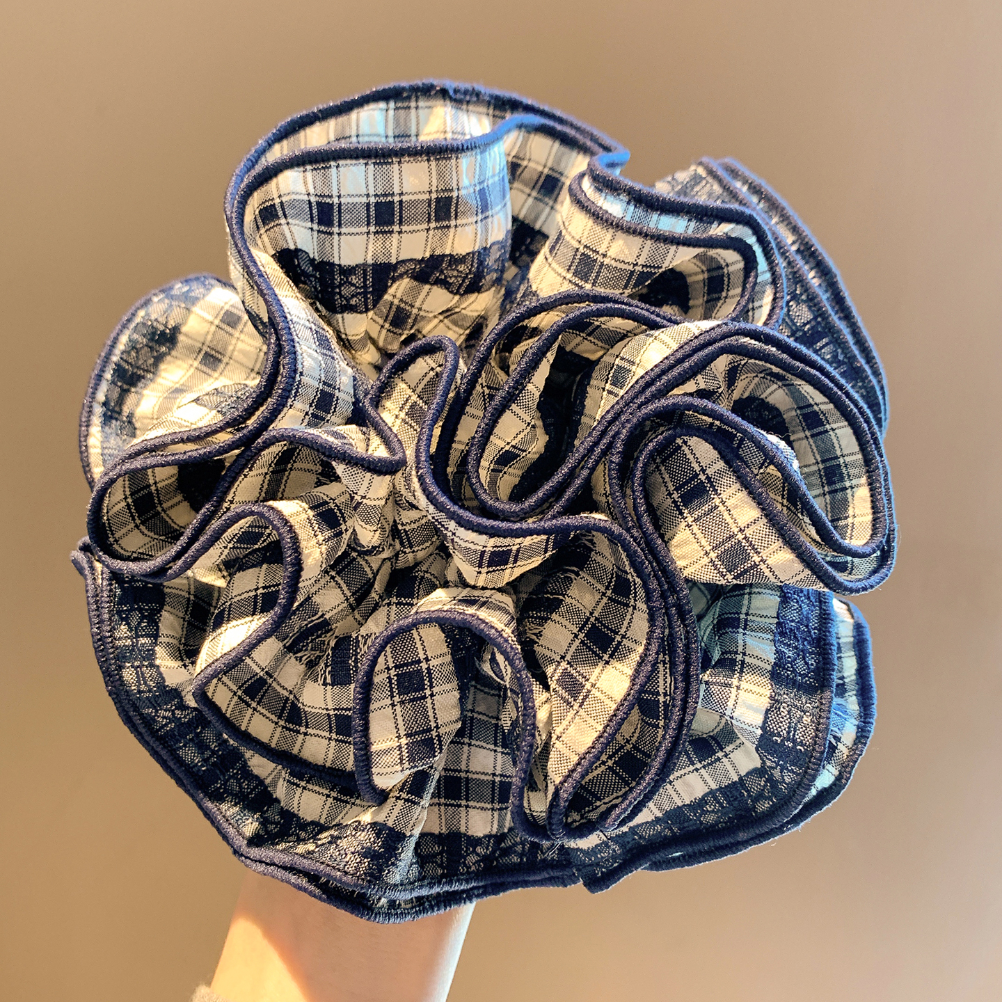 韩系复古藏青色格子大肠发圈