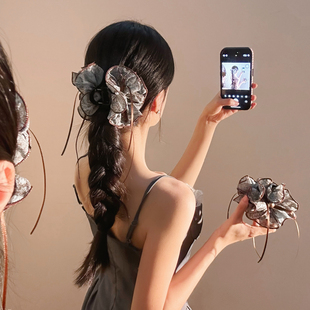 气质绿色花朵抓夹女高级感后脑勺鲨鱼夹子发夹半扎发时尚 百搭头饰