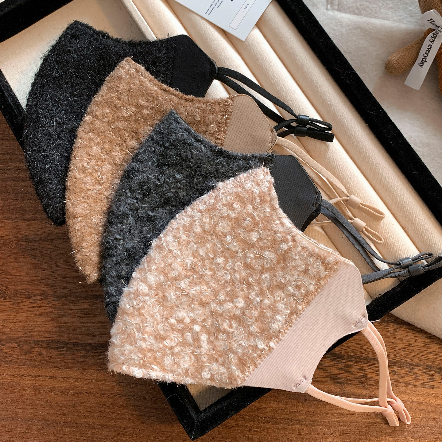 高颜值粉色毛绒立体口罩女冬季加厚保暖护眼角面罩防风防寒学生,服饰配件/皮带/帽子/围巾,防晒面纱/面罩,淘宝优惠券,粉丝福利购,淘宝优惠卷