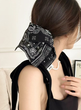 高级感复古黑色腰果花缎面方巾大肠发圈女超大方形扎头发头绳发饰