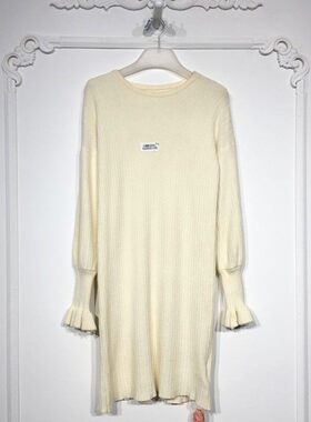 容系列 8290S199 时尚针织连衣裙品牌女装折扣颦