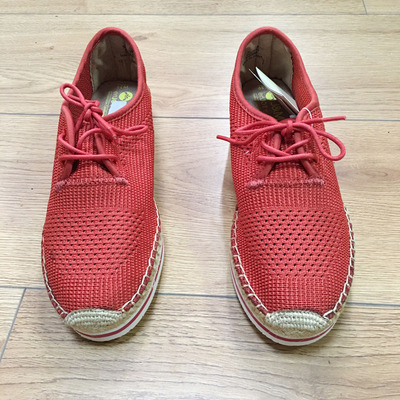 专柜时尚品牌女鞋折扣