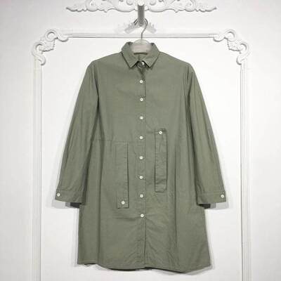 UGC系列 8162S236 时尚风衣外套品牌女装折扣颦