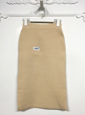 鱼系列 8156S070 时尚半身裙品牌女装折扣颦