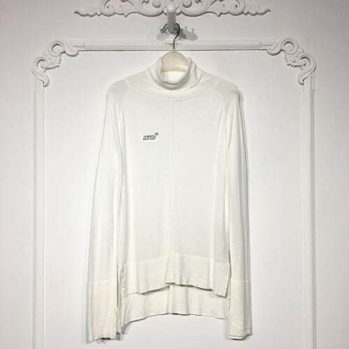 HC系列 8241S259 时尚针织衫品牌女装折扣颦