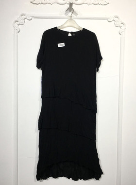 潮系列 8205S070 时尚连衣裙品牌女装折扣颦