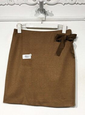 沙旗下M系列 8289S023 时尚毛呢短裙品牌女装折扣颦