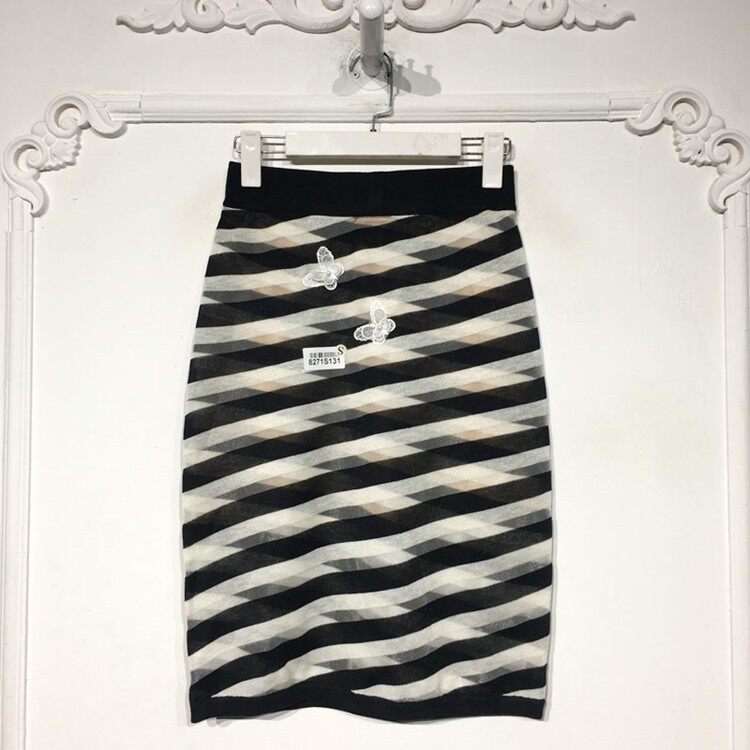 欧系列 8271S131 时尚针织半身裙品牌女装折扣颦