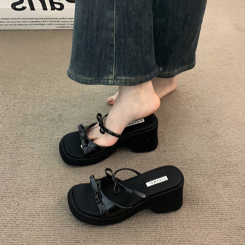 厚底增高6CM拖鞋女夏季外穿小众高级感凉拖鞋女黑色坡跟一字拖鞋